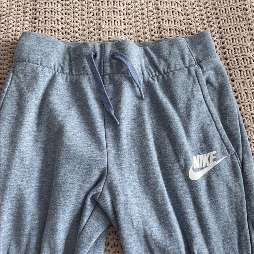 blue nike sweatpants 💙